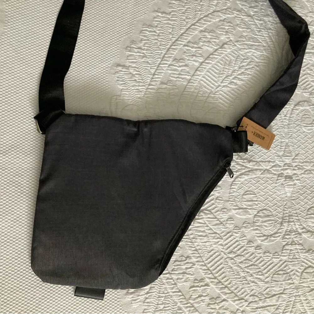 Wander Dark Gray Crossbody Bag - Picture 7 of 11